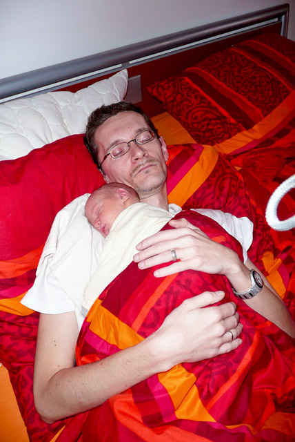 Tag 7, Kuscheln mit Papa